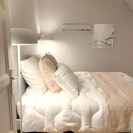Apartment With 2 Bedrooms In With Wifi Granville